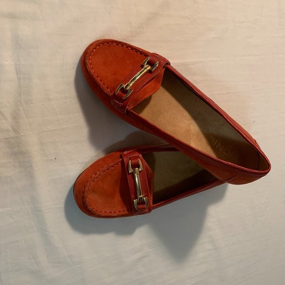 Vionic Chill Kenya Suede Loafer Brick Red Size 7 - Picture 1 of 6